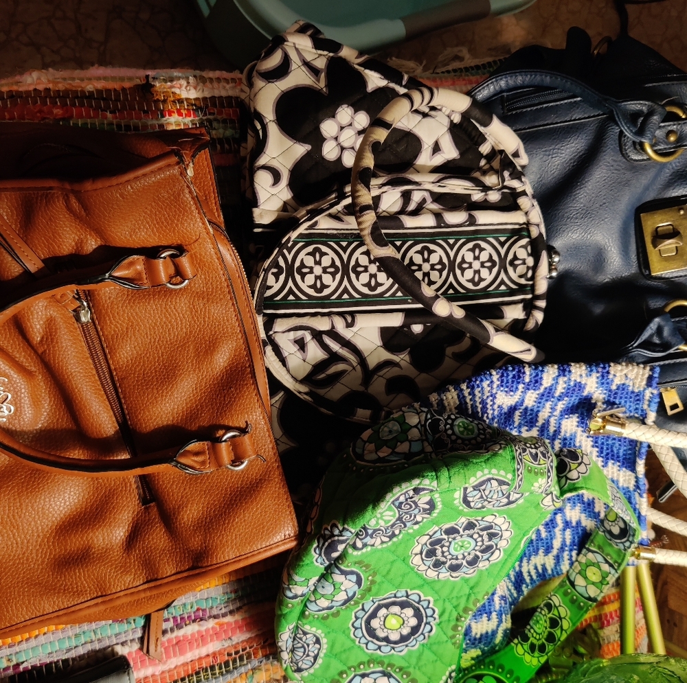 Bundle of purses